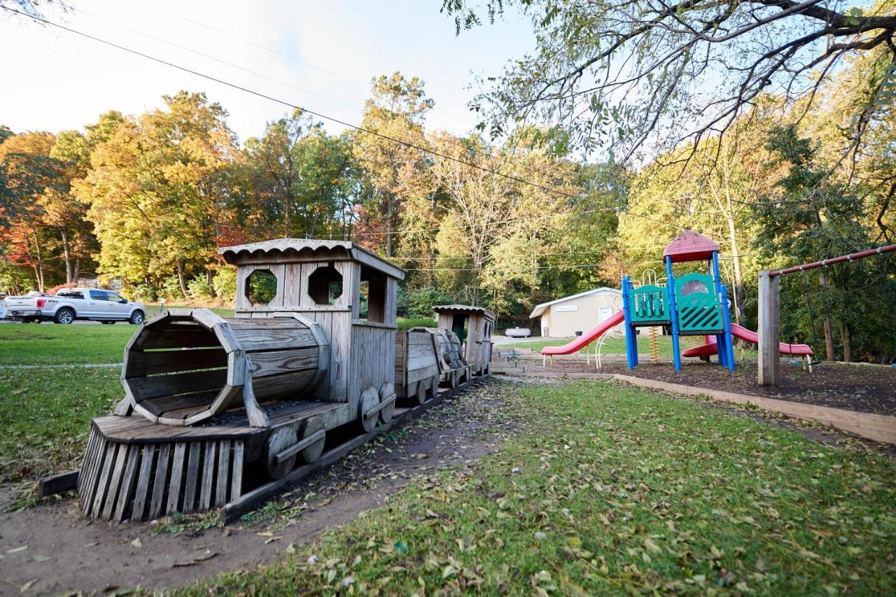 Spring Gulch Screened Park Model 6 Mount Airy Esterno foto